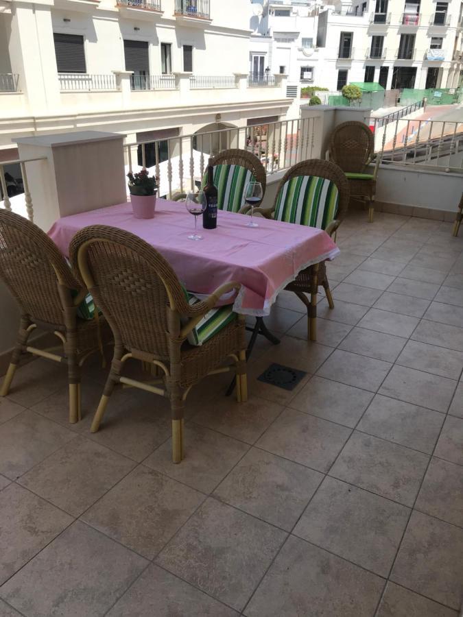 Apartamento Plaza Espana Нерха Экстерьер фото